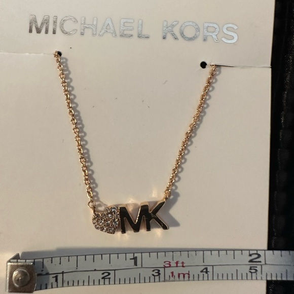 🆕Michael Kors Gold Jewelry Set - Picture 10 of 11